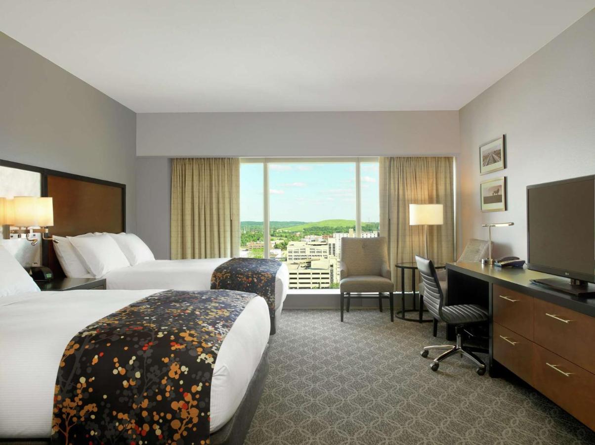 DoubleTree by Hilton Hotel Cedar Rapids Convention Complex