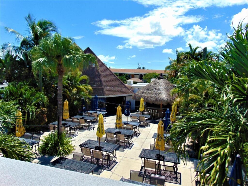 Dolphin Key Resort - Cape Coral