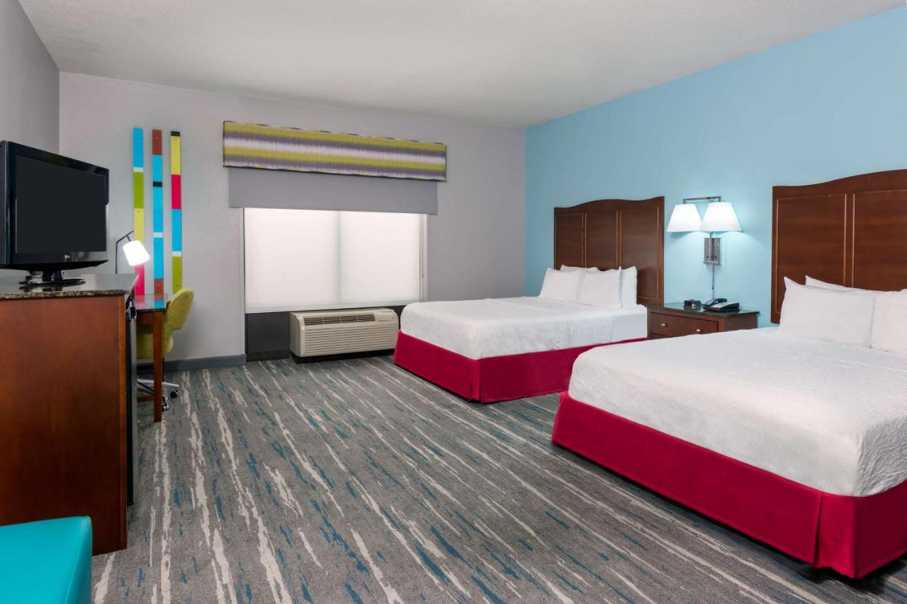 Hampton Inn & Suites Winston-Salem