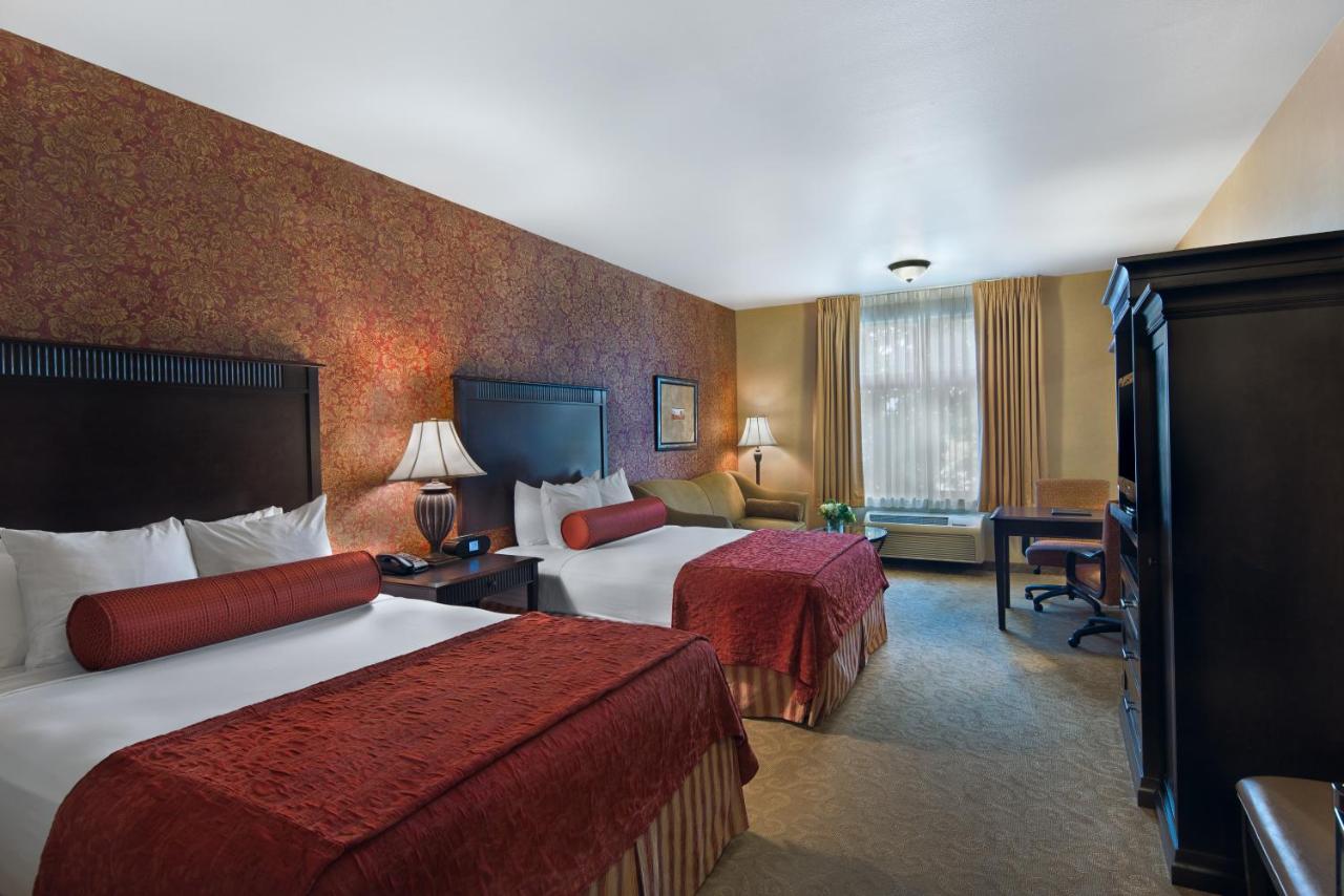 Oxford Suites Boise